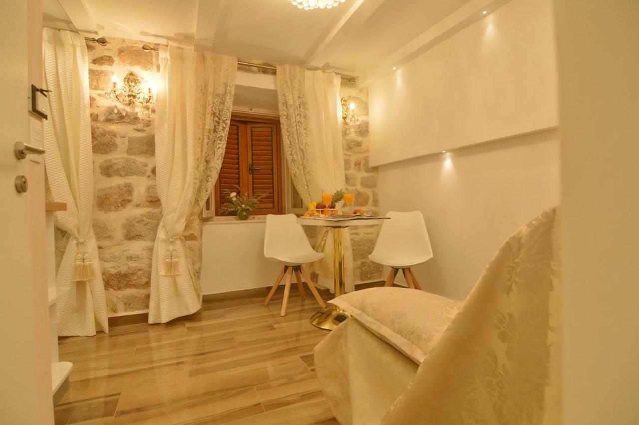 Madonna Della Strada A3 * Dubrovnik